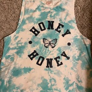 Girls blue sleeveless shirt
